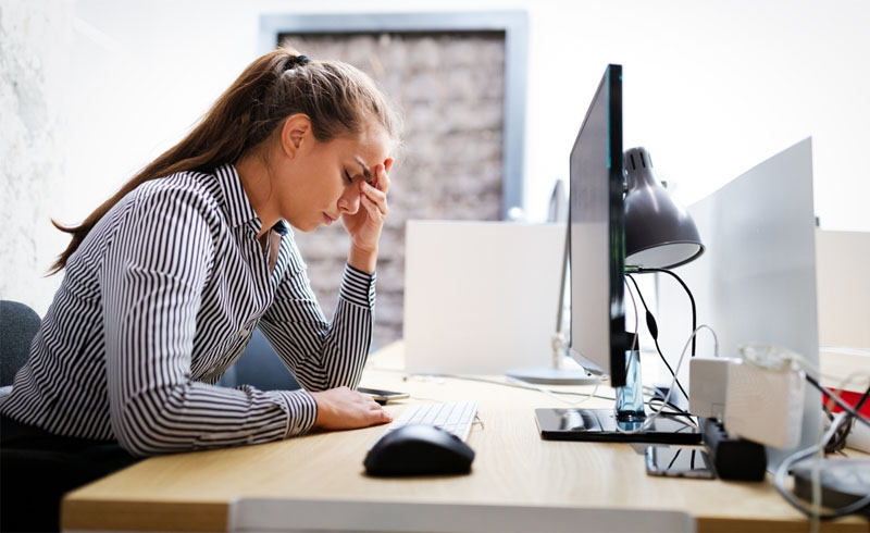 Có đến 50 - 90% người dùng máy tính mắc các bệnh về mắt