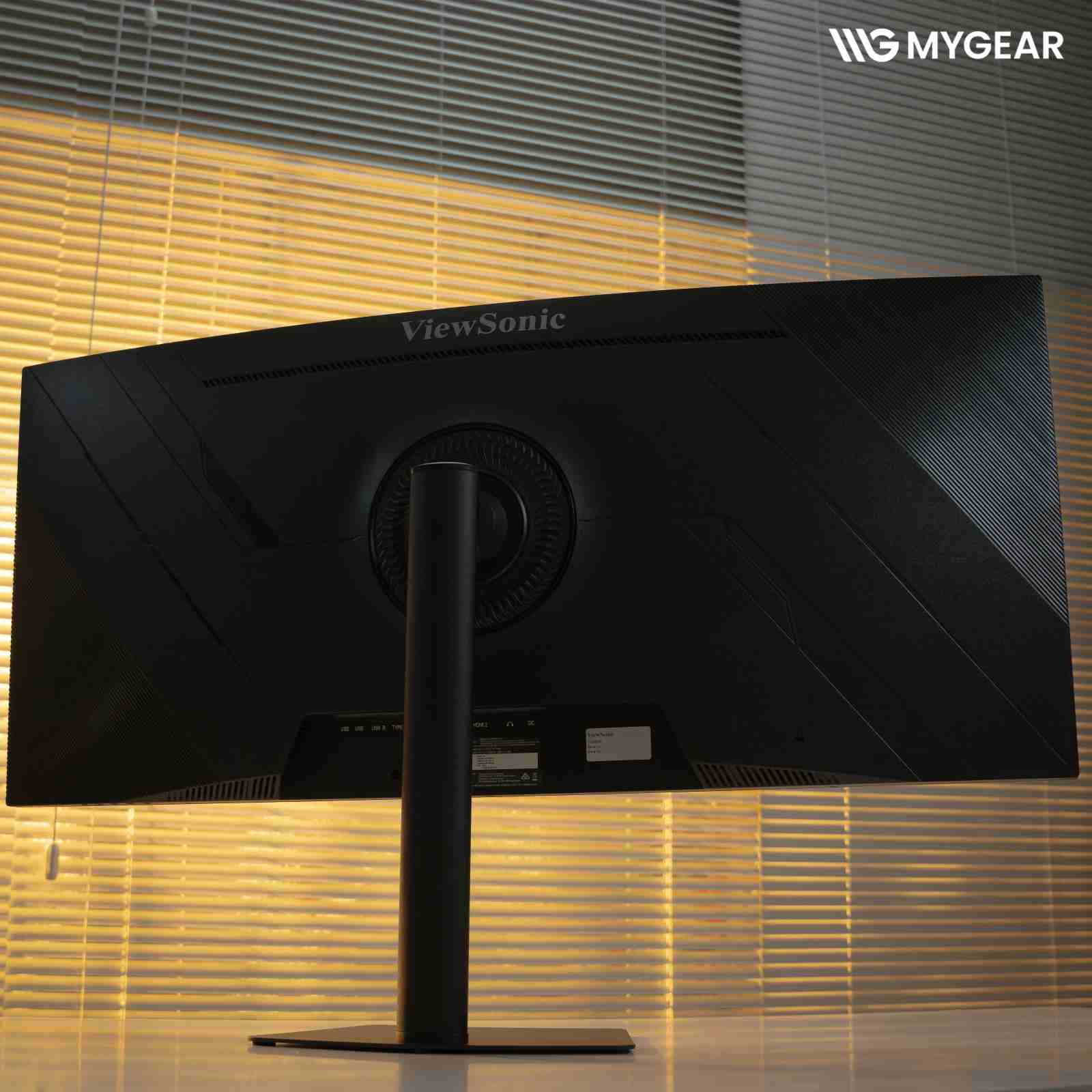 màn hình ViewSonic VG3820C