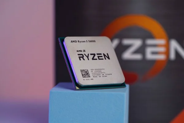 Hỗ trợ bộ nhớ DDR4