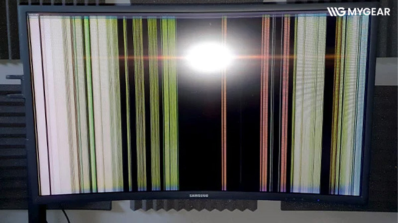 Máy tính bị sọc màn hình: nguyên nhân và cách sửa nhanh