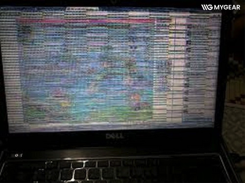Nguyên nhân và cách sửa lỗi màn hình laptop bị nhiễu màu